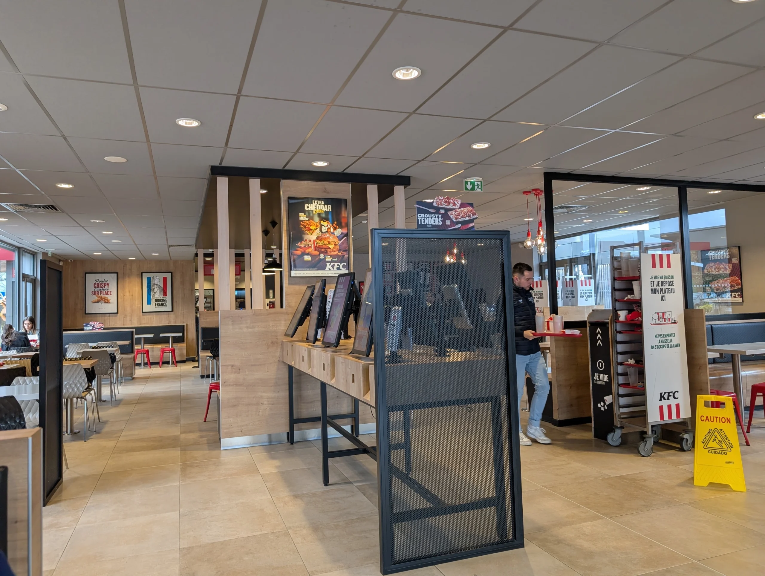 Kfc Montevrain France Menu, Photos, Avis, Horaires et Adresse 3 Kfc Montevrain France (1)