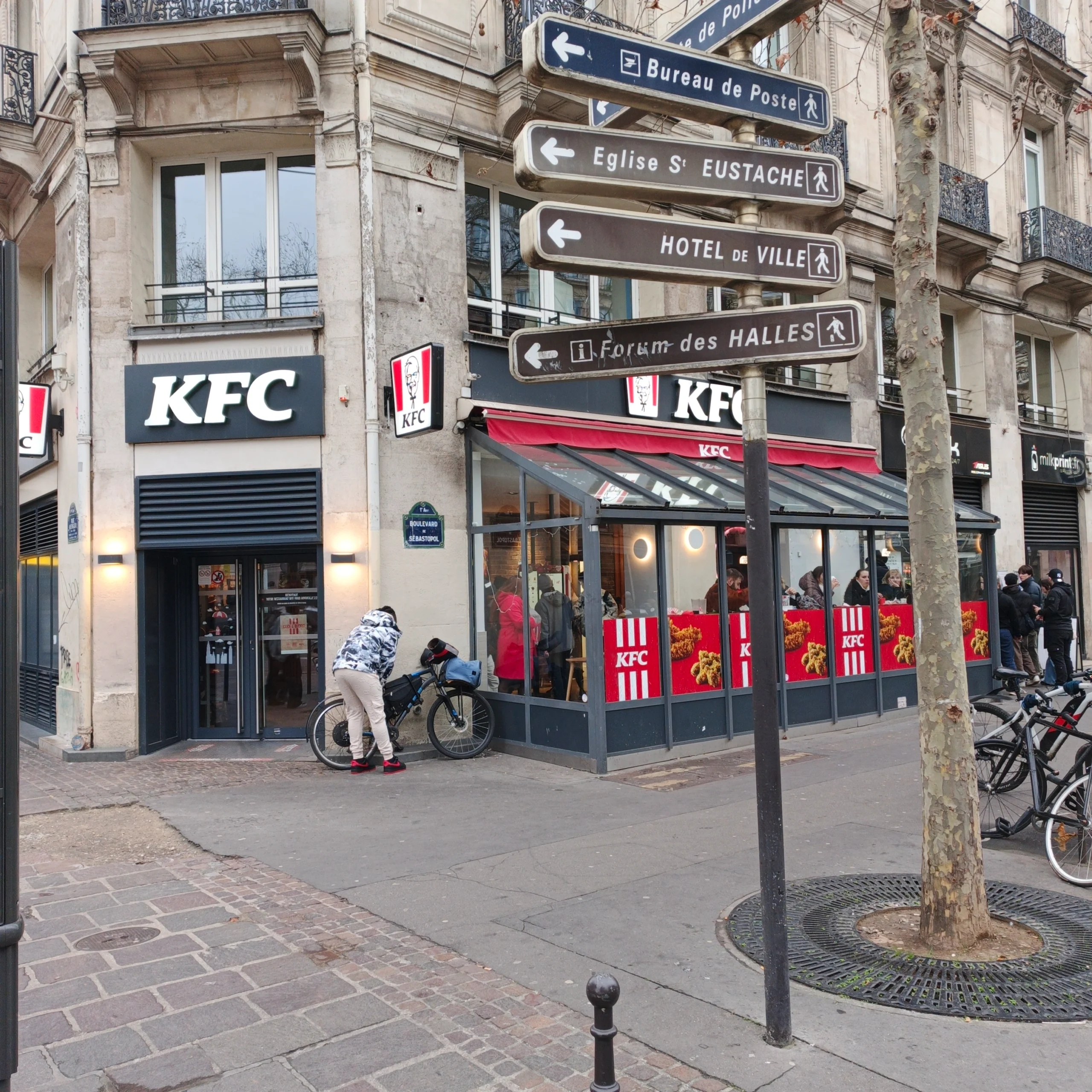 Kfc Paris Châtelet France Menu, Photos, Avis, Horaires et Adresse 6 Kfc Paris Châtelet France (4)