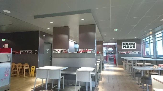 Kfc Vannes France Menu, Photos, Avis, Horaires et Adresse 6 Kfc Vannes (4)